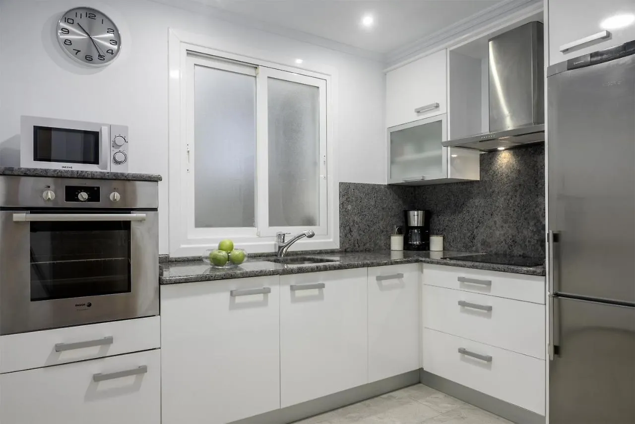 Always Easy I Atico Plaza Apartment San Sebastian