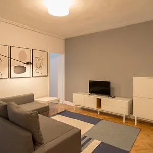 Nahima Parking Free Apartamento